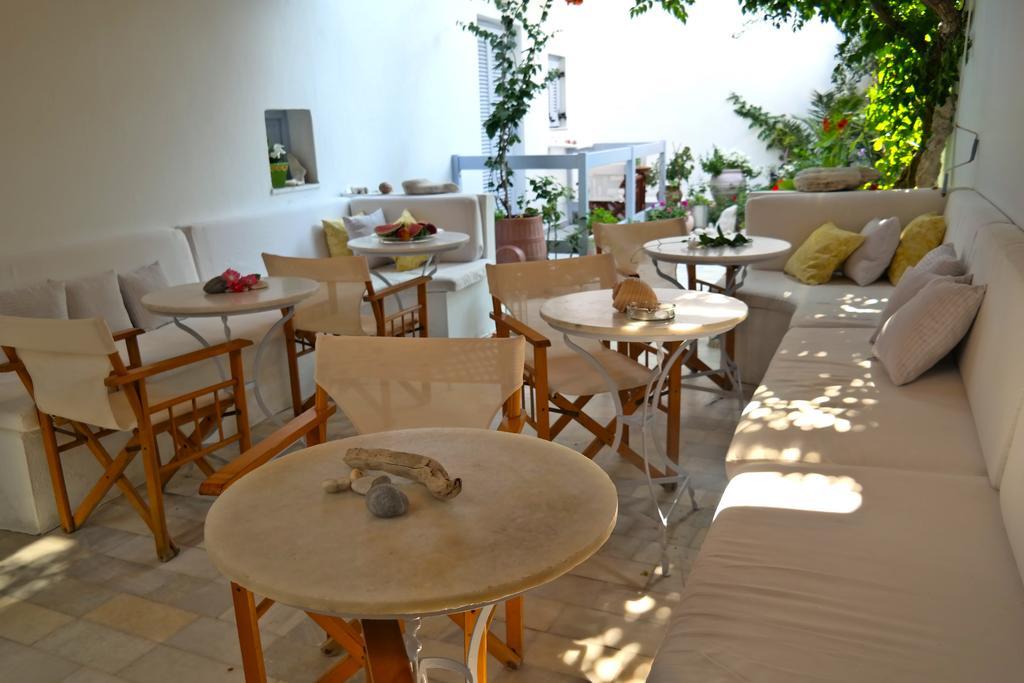 Hotel Sanoudos Naxos City Exterior foto